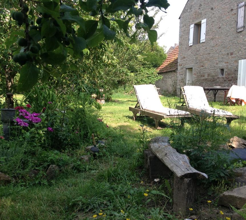 Le Pigeonnier De Quarre Quarré-les-Tombes Exterior foto